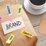 Diferenciar tu marca. Estrategias de diferenciación en marketing. Cómo destacar en mercados saturados.