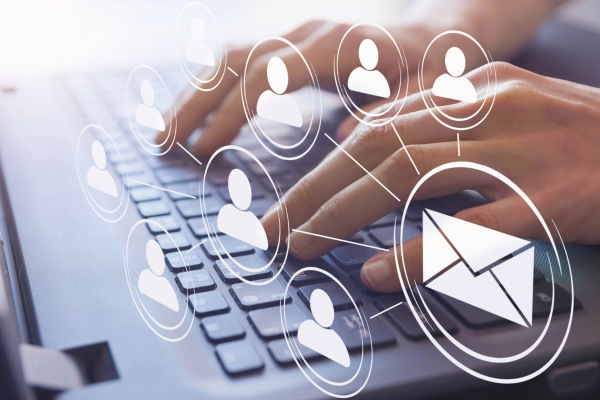 Lanzar campaña de email marketing. Estrategias de email marketing. Cómo hacer email marketing efectivo.